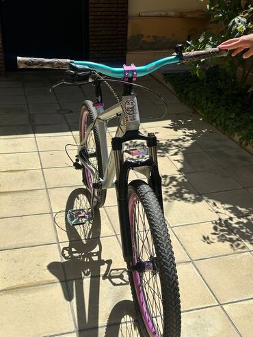 Çəngəllər: Velosibet Salam təcili satılır şəkildəki top biri 70 manata velo