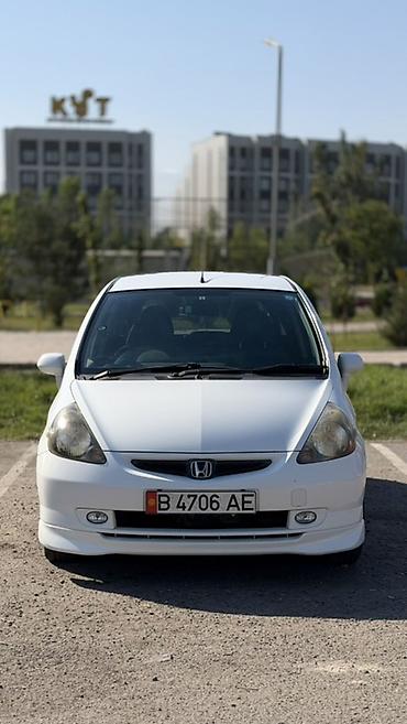 getz 2: Honda Fit: 2001 г., 1.3 л, Вариатор, Бензин, Хэтчбэк — 1
