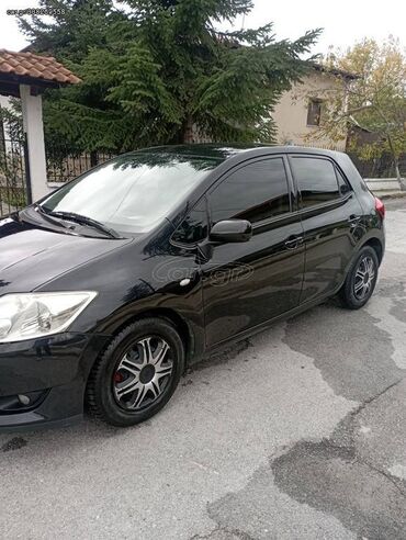 Toyota: Toyota Auris: 1.4 l. | 2008 έ. Χάτσμπακ — 3