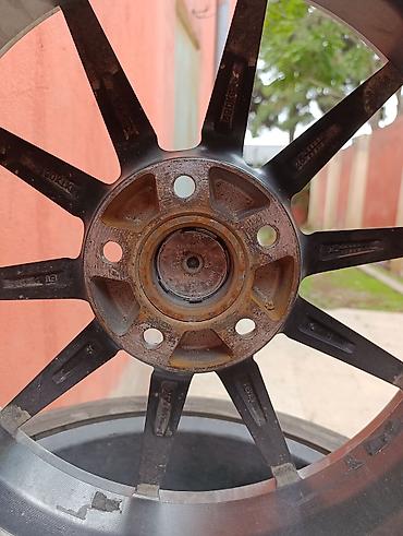 Disk təkərlər: İşlənmiş Disk təkər Vossen 235 / 45 / R 18, 5 Boltlu — 4