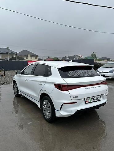 BYD: BYD E2: 2021 г., Электромобиль — 4