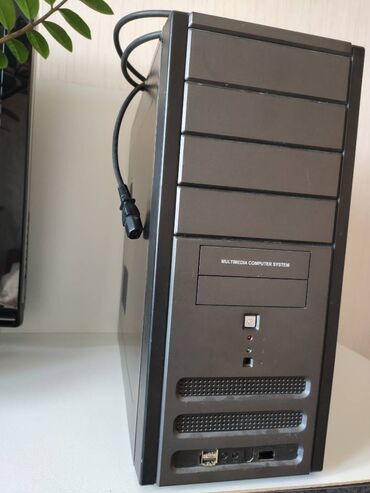 Masaüstü kompüterlər və iş stansiyaları: В хорошем состоянии, работает отлично. Монитор 19"LGFlatron Full HD — 3