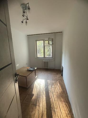 2 комнаты, 42 м², 6 мкр 104 серия, 1 этаж, Требуется ремонт at lalafo.kg 2 комнаты, 42 м², 6 мкр 104 серия, 1 этаж, Требуется ремонт