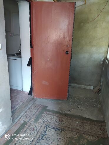 квартира в бишкеке с подселением: 2 бөлмө, Менчик ээси, Жарым -жартылай эмереги бар