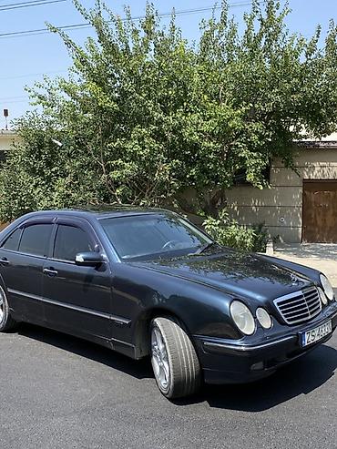 x class: Mercedes-Benz E-Class: 2001 г., 3.2 л, Автомат, Бензин, Седан — 10