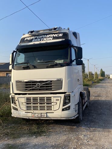 зарядные устройства авто: Volvo : 2010 г., Автомат, Дизель