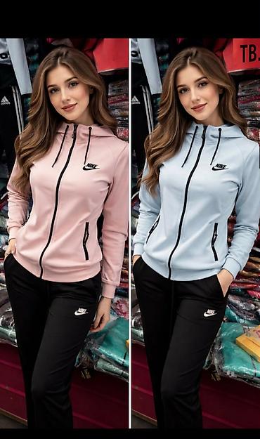 Women's Sweatsuits: Trenerke ženske S,M,L,XL,XXL,3XL veličine za samo 3600 din
pb — 5