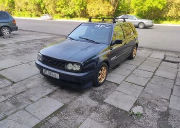 Volkswagen: Volkswagen Golf: 1993 г., 1.6 л, Механика, Бензин, Хэтчбэк