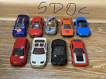 Модели автомобилей: Коллекция металлических и пластиковых игрушечных машинок (пакетами и — 6