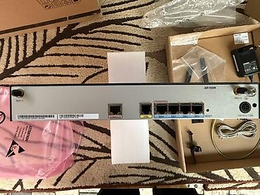 Модемы и сетевое оборудование: Huawei AR router комплект Маршрутизатор Huawei серии AR (на корпусе — 7