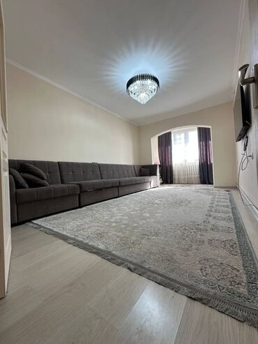 Продажа домов: 2 комнаты, 66 м², 106 серия улучшенная, 9 этаж, Евроремонт