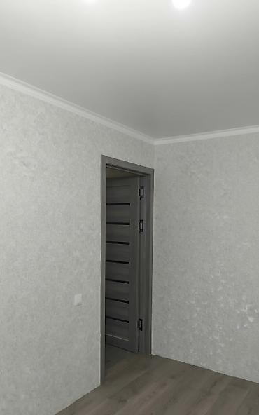 Поклейка обоев: Поклейка обоев и декоративных фотообоев «под ключ» - Профессиональная — 1