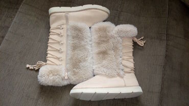 ugg čizme: Ugg boots, Zara, Size - 34 at lalafo.rs ugg čizme: Ugg boots, Zara, Size - 34