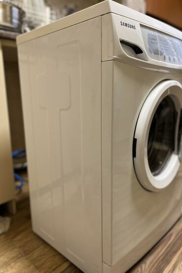 Paltaryuyan maşınlar: Samsung paltaryuyan satılır 40 manata.Təmirə ehtiyacı var Əlaqə — 5