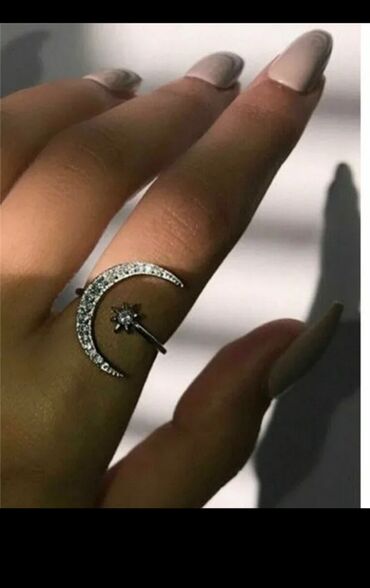 кольца серебряные: Новое серебряное кольцоразмер регулируется.покупала за 1500