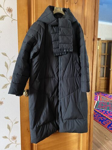 черное пальто с капюшоном: Пуховик, Длинная модель, С капюшоном, 7XL (EU 54)