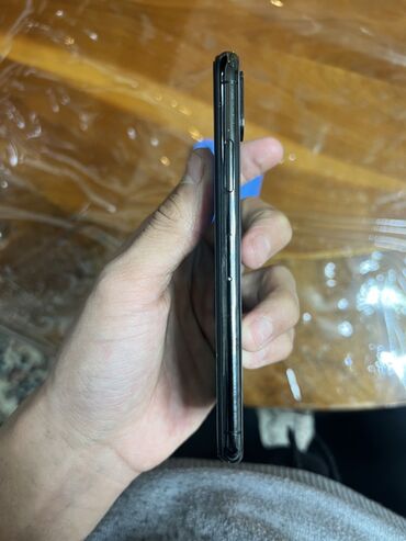 Apple iPhone: IPhone X, 64 ГБ, Чехол, 100 % — 9