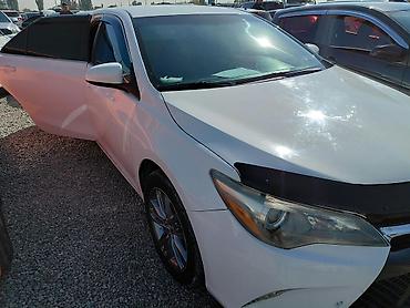 chevrolet camaro: Toyota Camry: 2017 г., Автомат, Бензин, Седан — 3