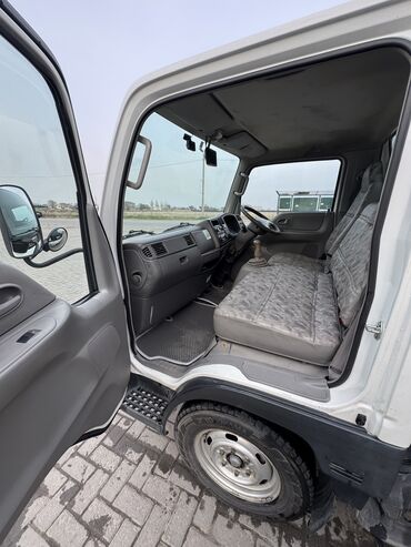 машина бусик: Mazda : 2007 г., 0.2 л, Механика, Газ, Фургон