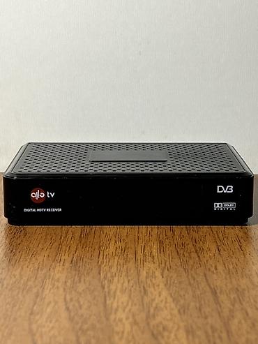 tuner satisi: Ailə TV aparatı, tam işlək vəziyyətdə, pultu, kabelləri də üzərində — 1