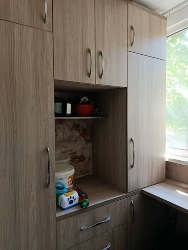 воронцовка квартиры: 3 бөлмө, 58 кв. м, 104-серия, 1 кабат, Эски ремонт