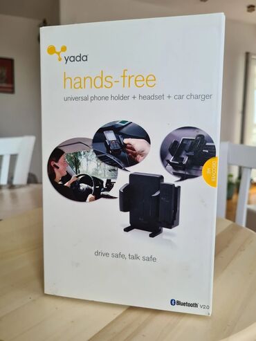 Auto elektronika: Handsfree uredjaj sa drzacem za slusalicu i telefon Yada Potpuno nov