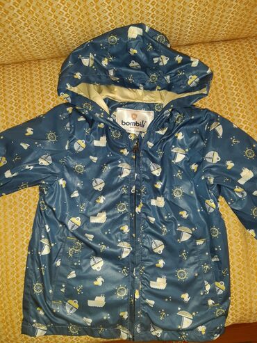 утепленная детская куртка: Куртка ветровка в идеальном состояние на 2 года