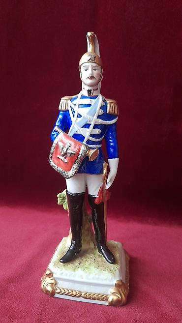 саблья: Фарфоровая статуэтка «Carabinieri Reali (Squadroni guardie – — 1