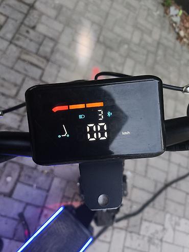 dvd disk: İşlənmiş Elektrik samokat 11", > 1000 Vt, > 45 km/s — 6