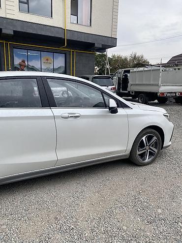 леопард авто: BAW : 2019 г., 0.1 л, Робот, Электромобиль, Седан — 3