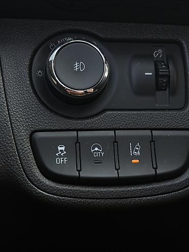 spark 7: Chevrolet Spark: 2017 г., 1 л, Вариатор, Бензин, Хэтчбэк — 6