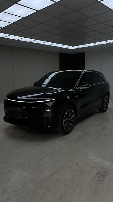 Lixiang: Lixiang L6: 2025 г., 1.5 л, Автомат, Электромобиль, Кроссовер — 1