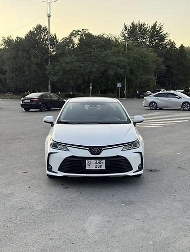 corolla 2018: Toyota Corolla: 2019 г., 1.8 л, Автомат, Гибрид, Седан — 1