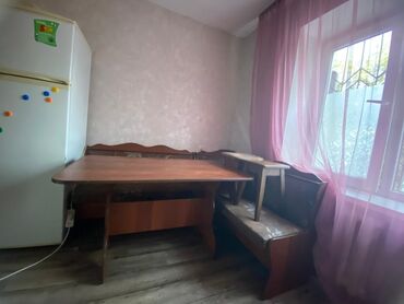 размеры угловой кухонной мебели: Кухонный уголок из массива дерева с большим раскладным столом