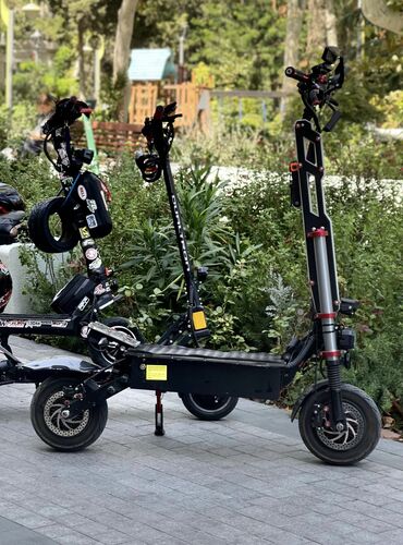 samakat islenmis: İşlənmiş Elektrik samokat 11", > 1000 Vt, > 45 km/s
