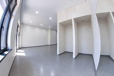 пл: Сдаю Помещение целиком: Хозтовары, 109 м², В жилом комплексе — 5