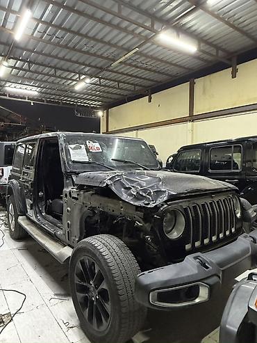 Другие детали кузова: Запчасти для Jeep Wrangler и Gladiator (оригинал, б/у с разборки) — 10