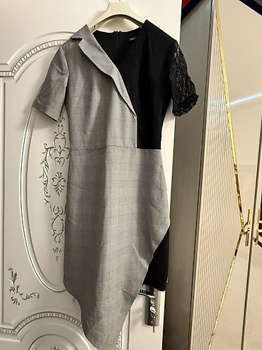 Kokteyl donlar: Qadın geyimi Her biri bir defe geyinilib Hec bir problemleri yoxdur — 12