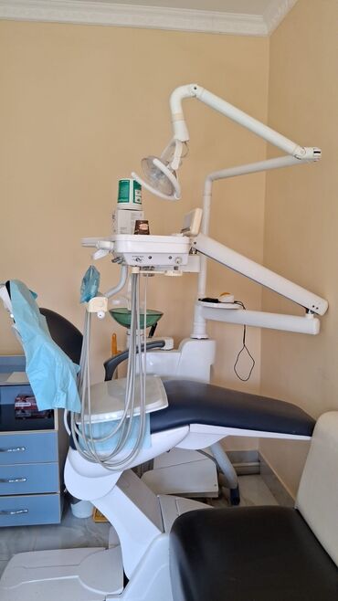 Нитриловые перчатки: Stomatoloji bormaşın satılır. 700 azn.
0773135020