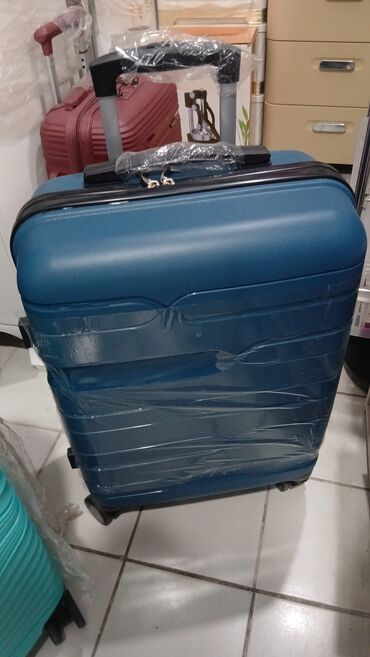 Çamadanlar: Səyahət çamadanları dəsti – Billa (ABS) - Material: 100% ABS, yüngül — 23