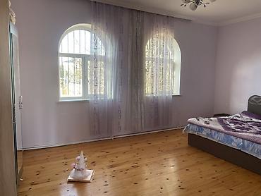 Həyət evləri və villaların satışı: 6 otaqlı, 200 kv. m, Kredit yoxdur, Orta təmir — 15