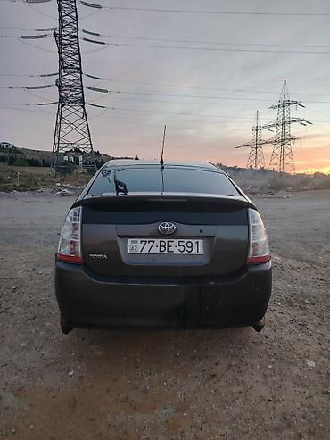 prius diskləri: Toyota Prius – hibrid hetçbek Xüsusiyyətlər: - Benzin-elektrik hibrid — 5
