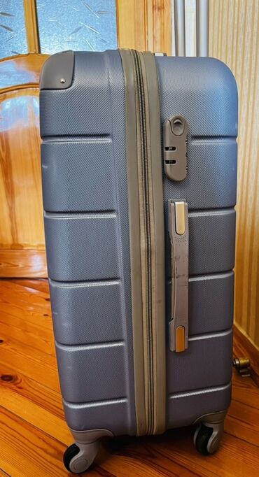 Çamadanlar: Camadan Cemi 2-defe isdifade edilib Olculeri 55/40/25 her bir derali — 4