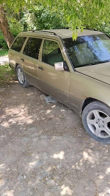 x class: Mercedes-Benz E-Class: 1992 г., Механика, Бензин, Универсал — 2
