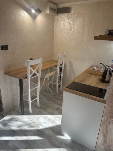 Kuća na dan: 45 kv. m, 2 sobe — 6