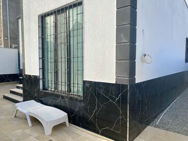 Uzunmüddətli kirayə evlər: 70 kv. m, 3 otaqlı, Kanalizasiya, İşıq, Qaz — 35