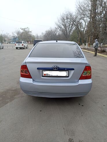 Toyota: Toyota Corolla: 2004 г., Механика, Бензин, Седан — 5