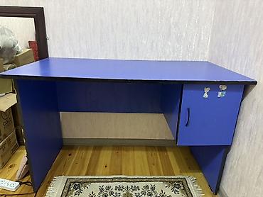 stular: Düz masa, Stulsuz, Polkasız, Siyirməli, Sadə laminat — 2