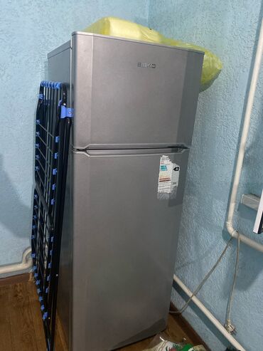 холодильник на продажу: Холодильник Beko, Требуется ремонт, Двухкамерный, 150 *