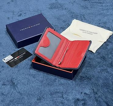 portmane: Tommy Hilfiger kişi pul kisəsi – dəri aksesuar • Material: təbii — 2